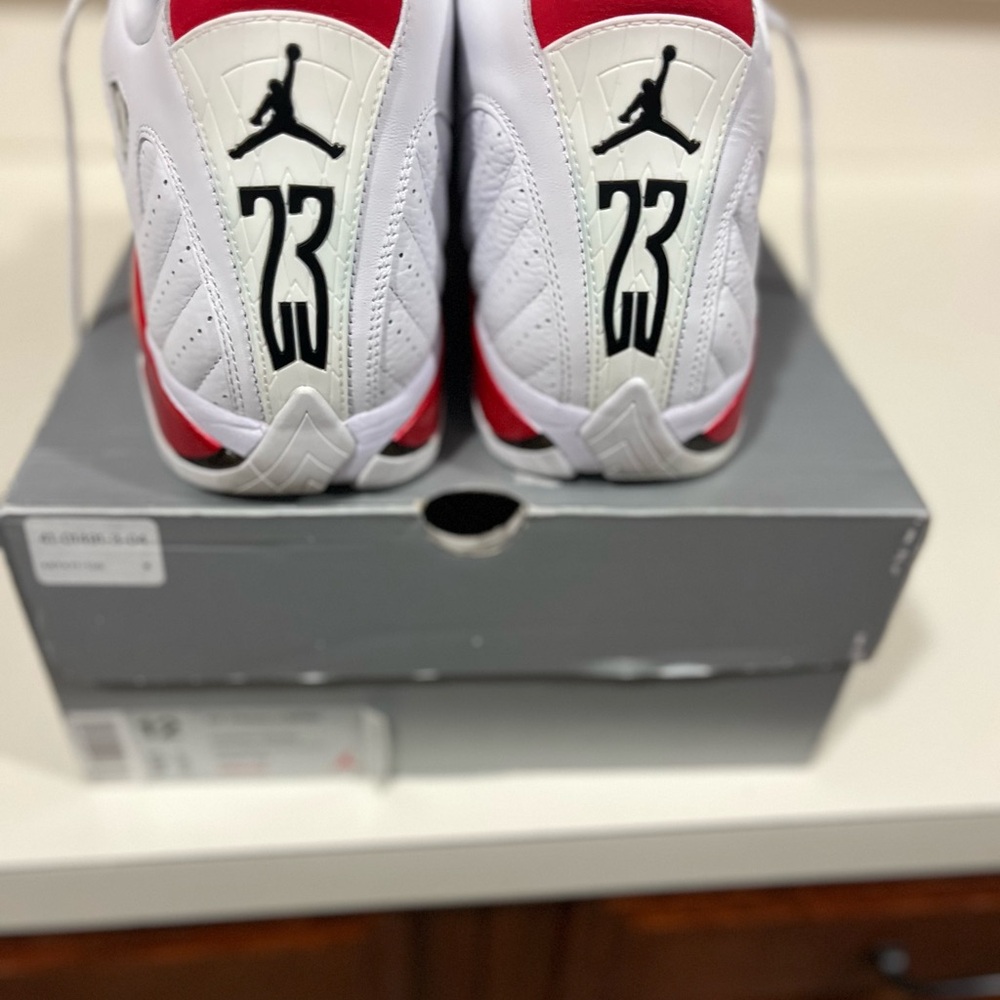 Air Jordan 14. Size 12